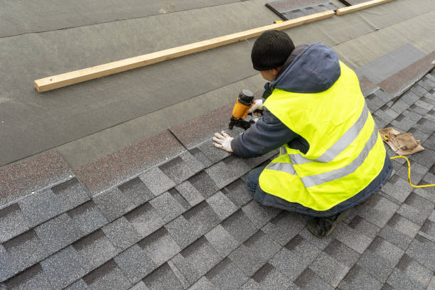 Best Flat Roof Repair Services  in Farrell, PA