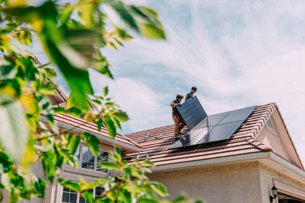 Best Roof Gutter Cleaning  in Farrell, PA